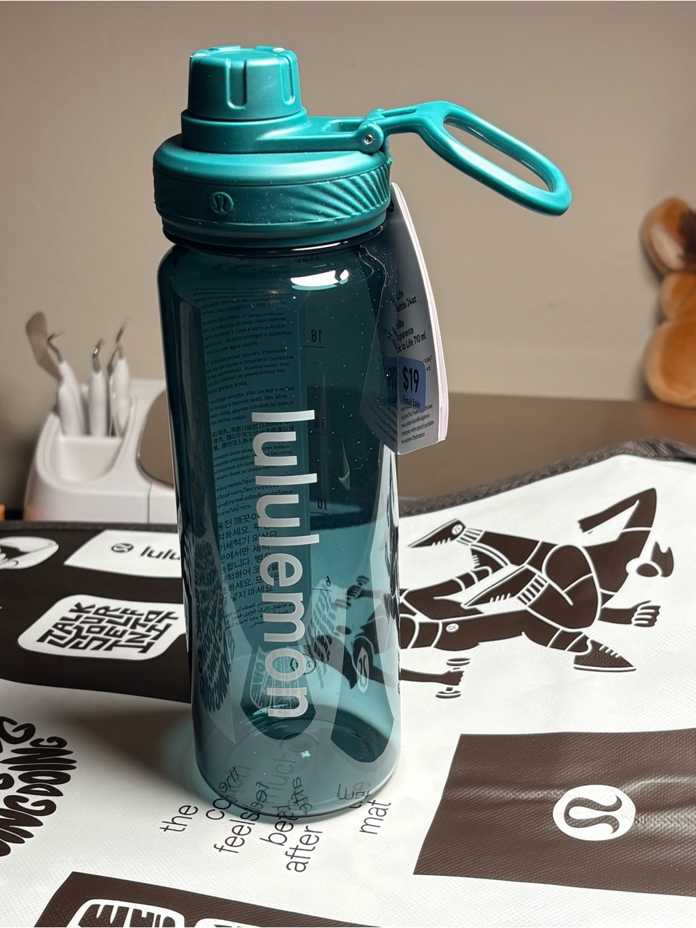 Lululemon Back to Life Clear Bottle 24oz. Deep Marina NWT